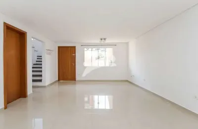 Casa com 3 quartos para alugar no Campo Comprido, Curitiba 