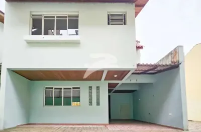 Casa com 3 quartos para alugar no Vista Alegre, Curitiba 