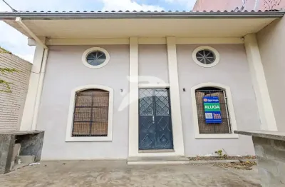 Casa comercial para alugar no São Francisco, Curitiba 