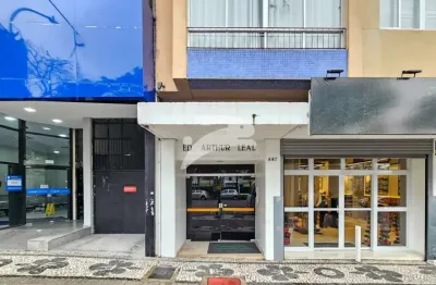 Apartamento com 2 quartos para alugar no Centro, Curitiba 