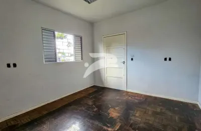 Casa comercial para alugar na Rua Major Heitor Guimarães, 1386, Campina do Siqueira, Curitiba