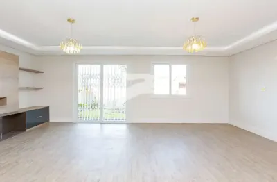 Casa com 3 quartos para alugar no Jardim Social, Curitiba 