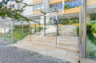 Apartamento com 3 quartos para alugar na Rua Comendador Fontana, 279, Centro Cívico, Curitiba