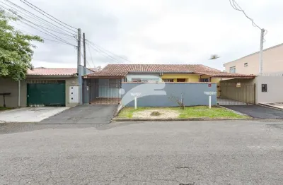 Casa com 2 quartos para alugar no São Braz, Curitiba 