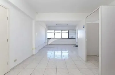 Sala comercial para alugar na Rua Fagundes Varela, 1667, Jardim Social, Curitiba