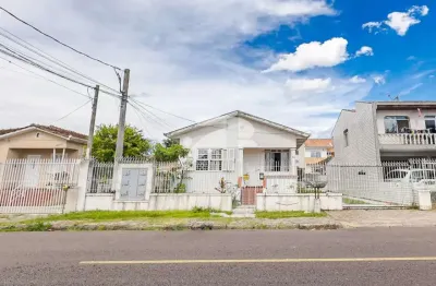 Casa com 3 quartos para alugar na Rua Professor Fábio de Souza, 2215, Portão, Curitiba