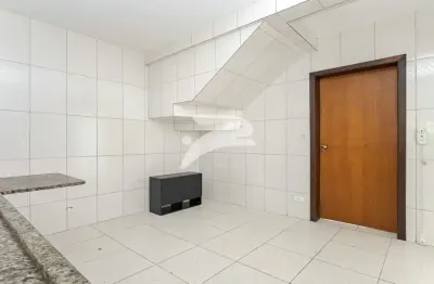 Casa com 3 quartos para alugar na Rua Professor Fábio de Souza, 2215, Portão, Curitiba