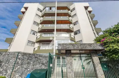 Apartamento com 3 quartos para alugar na Rua Vereador Washington Mansur, 248, Ahú, Curitiba