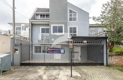 Casa com 3 quartos para alugar na Rua Doutor Marins Alves de Camargo, 492, Tingui, Curitiba