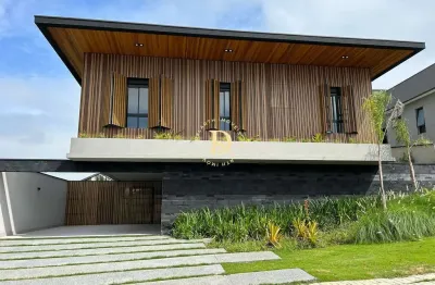 Casa alto padrão em cond - reservas do paratehy sul - sjc - 4 suítes -  600m²