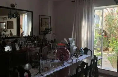Casa com 3 quartos à venda na Rua Afonso Pena, Centro, Mogi das Cruzes
