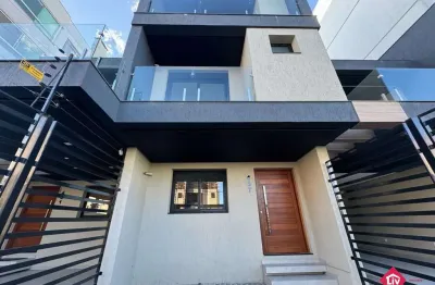 Casa com 3 quartos à venda na rua padre pedro f piccoli, 437, vinhedos, caxias do sul por r$ 772.000