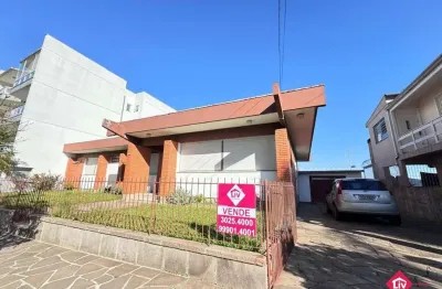 Casa com 3 quartos à venda na rua pedro mocelin, 31, medianeira, caxias do sul por r$ 1.800.000