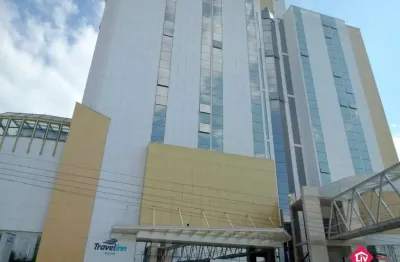 Loft à venda na rua carlos cesa, 51, sanvitto, caxias do sul por r$ 290.000