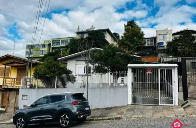 Casa com 3 quartos à venda na rua joão bettega, 1180, salgado filho, caxias do sul por r$ 720.000