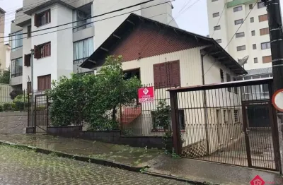 Casa para venda - 360m², 3 dormitórios, sendo 1 suites, 3 vagas - panazzolo