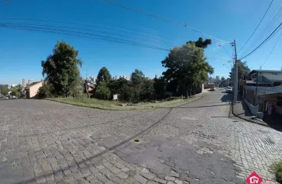 Terreno à venda na Avenida Santa Francisca Xavier Cabrini, 07, Planalto, Caxias do Sul