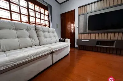 Sobrado para venda - 257.7m², 4 dormitórios, sendo 1 suites, 2 vagas - colina sorriso