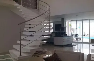 Sobrado para Venda em São Bernardo do Campo, Santa Terezinha, 4 dormitórios, 3 suítes, 7 banheiros, 6 vagas