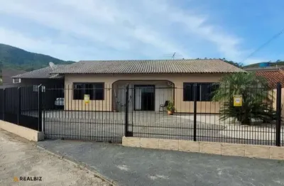 Casa com 2 quartos à venda na luiza ocker, 2015, fazenda da armação, governador celso ramos por r$ 2.299.000