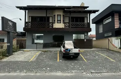 Sala comercial espaçosa no coração do costa e silva