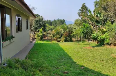 Casa de alto padrão dentro do bosque merhy, quatro barras