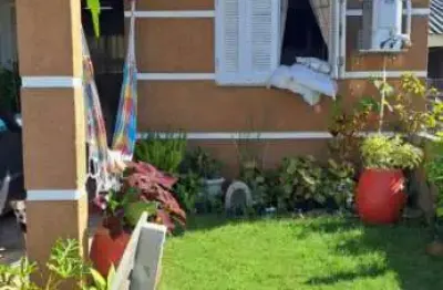 Casa 02 dorm à venda no bairro capão novo com 68 m² de área privativa - 2 vagas de garagem