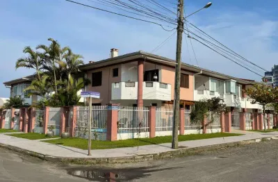 Sobrado geminado 3 dorm à venda no bairro zona nova com 120 m² de área privativa - 1 vaga de garagem