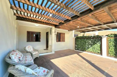 Casa 02 dorm à venda no bairro capão novo - 2 vagas de garagem