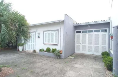 Casa 03 dorm à venda no bairro capão novo com 140 m² de área privativa - 2 vagas de garagem