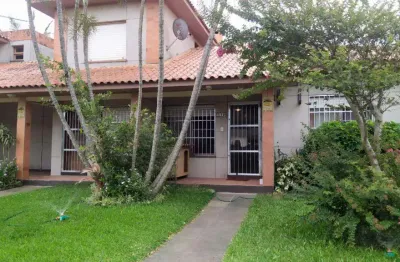 Sobrado 02 dorm à venda no bairro capão novo com 60 m² de área privativa - 1 vaga de garagem