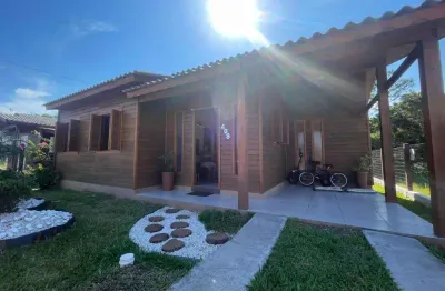 Casa 03 dorm à venda no bairro capão novo - 1 vaga de garagem