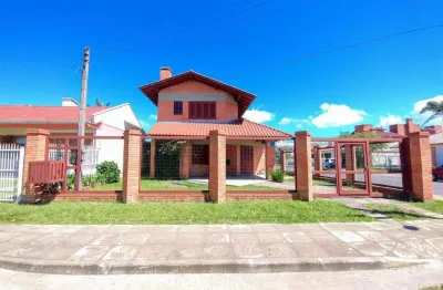 Casa 03 dorm à venda no bairro capão novo com 160 m² de área privativa - 1 vaga de garagem