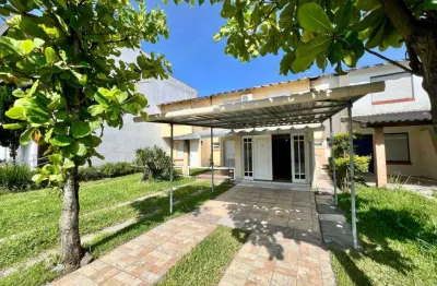 Sobrado 02 dorm à venda no bairro capão novo com 100 m² de área privativa - 1 vaga de garagem