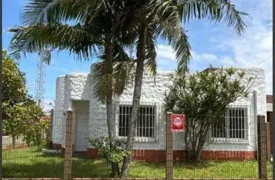 Casa 03 dorm à venda no bairro capão novo com 131 m² de área privativa - 1 vaga de garagem