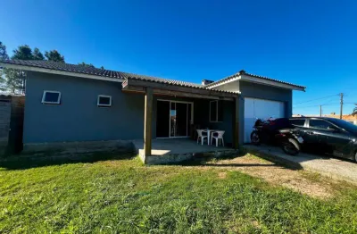 Casa 01 dorm à venda no bairro capão novo com 68 m² de área privativa