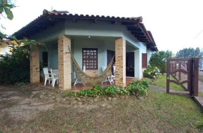 Casa 03 dorm à venda no bairro capão novo com 162 m² de área privativa - 3 vagas de garagem