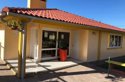 Sobrado 03 dorm à venda no bairro capão novo com 86 m² de área privativa - 1 vaga de garagem
