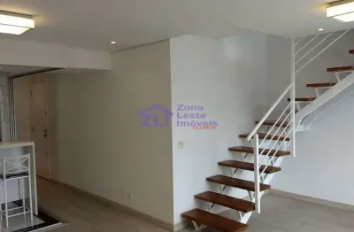 Apartamento duzples na vila madalena, com 2 quartos, 2 vagas cobertas e fixas, 1 banheiro, 1 lavabo