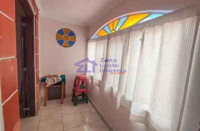 Casa com 4 quartos à venda na Rua Reverendo Alcides Franco, 102, Jardim Itapemirim, São Paulo