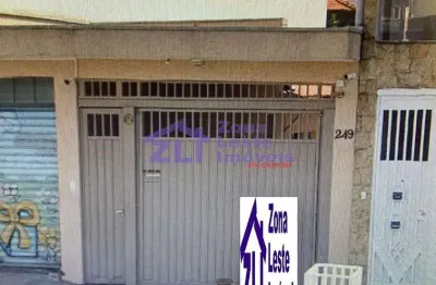Casa com 3 quartos à venda na Rua Santa Eufêmia, 249, Vila Carrão, São Paulo