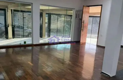 Casa com 2 quartos para alugar na Rua Mônaco, 227, Jardim Têxtil, São Paulo