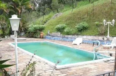Sítio para venda com 3 dormitórios, piscina e lago em biritiba ussu.