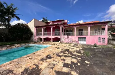 Casa térrea para venda com 3 suítes e piscina na vila oliveira.
