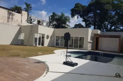 Casa com 800m² alto padrão para venda com 4 suítes e piscina na vila oliveira