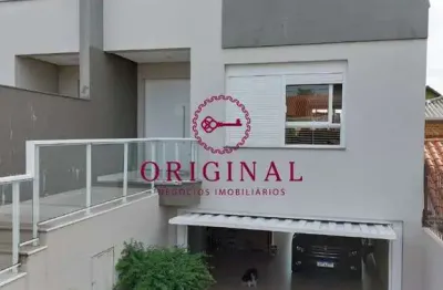Casa com 4 quartos à venda na verreador remo marcucci, 161, nossa senhora da saúde, caxias do sul por r$ 1.150.000