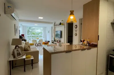 Apartamento com 2 quartos à venda na Avenida Deputado Márcio Marinho, 343, Pirangi do Norte (Distrito Litoral), Parnamirim