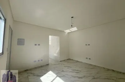 Imperdível! casa em condomínio com  quintal no tude bastos – praia grande/sp