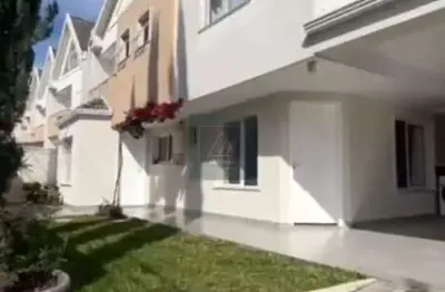 Casa em condomínio fechado com 3 quartos à venda na Rua Maria Luiza Bazzani Natal, 370, Uberaba, Curitiba