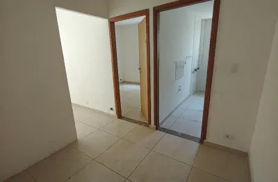 Lindo apartamento de 1 dormitório térreo dividido em 2 dormitórios